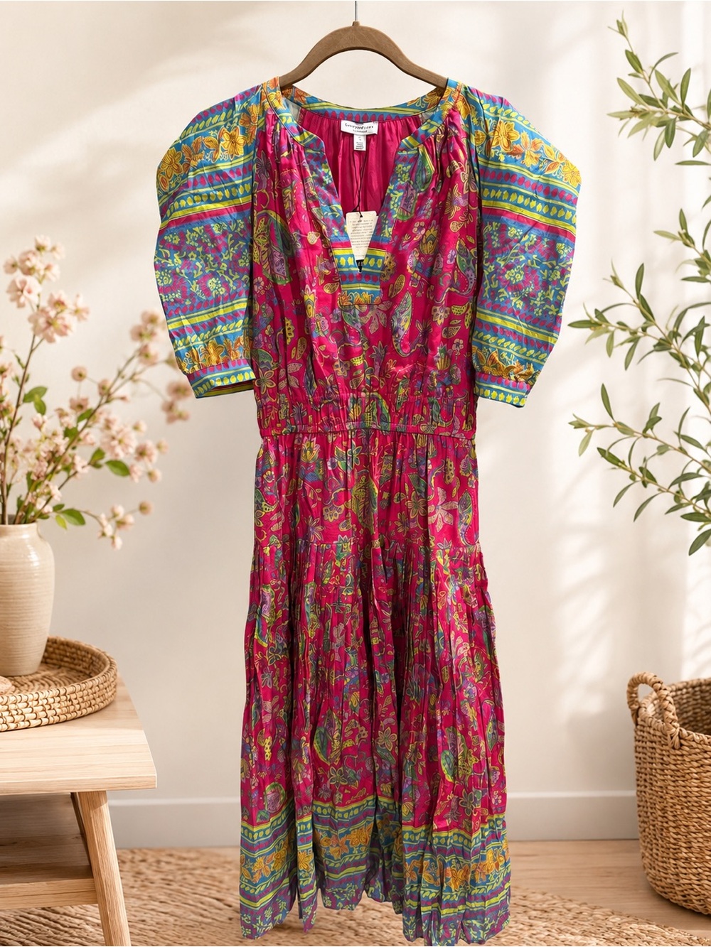 AVARA Bohemian Floral Midi Dress in Fuchsia- NWT- GORGEOUS